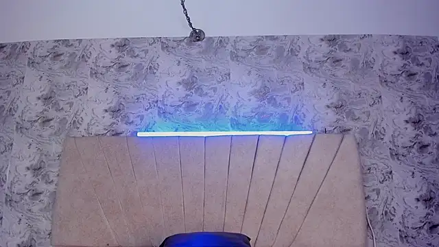 Chatroom XXX en direct de violet_77711