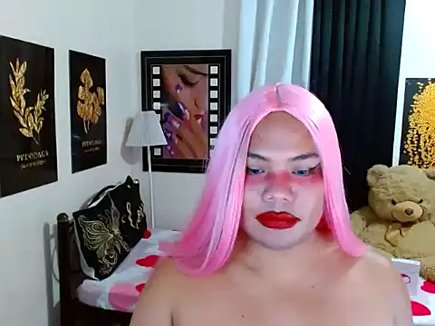 Вебкам-шоу TSbrianaHugeCock