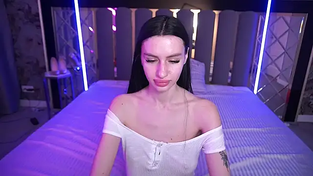 Chatroom XXX en direct de Snow_WhiteeeX