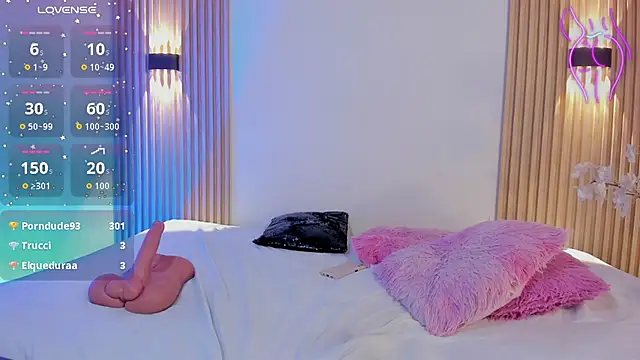 LaylaEmber Chat XXX in diretta