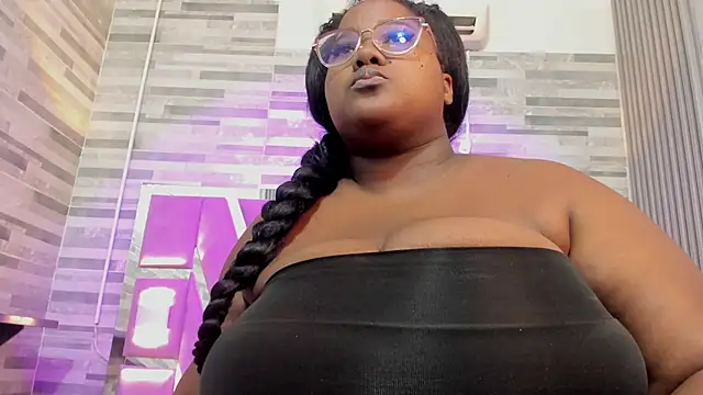 RenataFoxterのライブXXXチャット