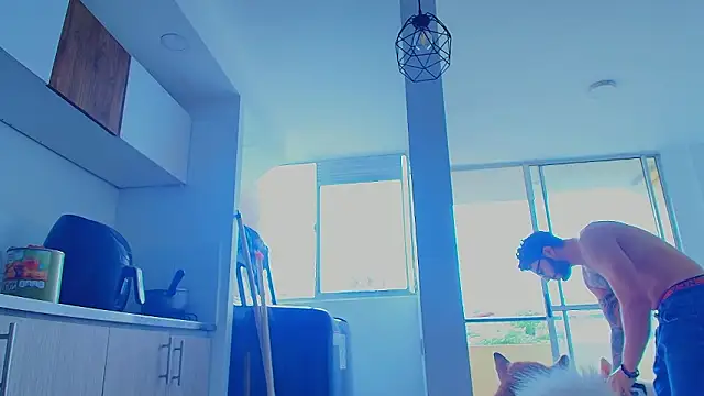 thomas_gun 现场XXX聊天