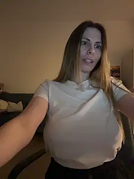 Chat +18 de abbyxluv ao vivo