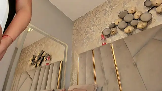 Chat +18 de Sariitaa_ ao vivo