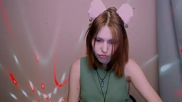 GuessMe___のライブXXXチャット