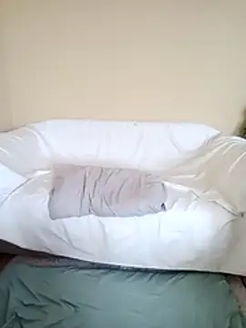 Chat +18 de CaramelLesbianFemmXXX25 ao vivo