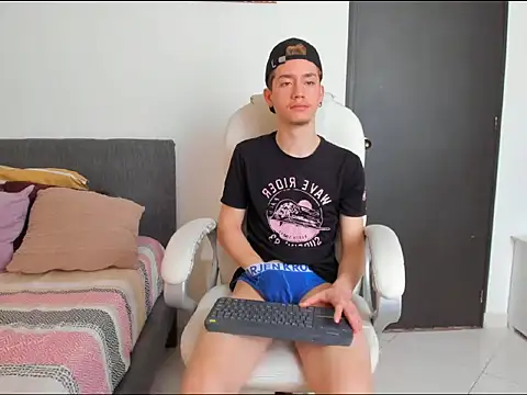 ThiagooJames Chat XXX in diretta