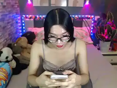 HotNathalie6900 live XXX chat