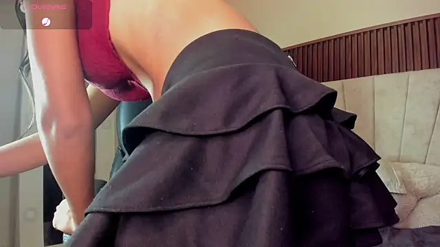 AMARA_BRUNET Adlı Modelin Canlı XXX Sohbeti