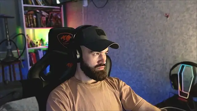 _Mostly_ Chat XXX in diretta