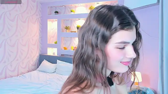 FloraDobb 即時 XXX 聊天