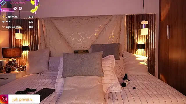 Julieta_priv's Live XXX Chat