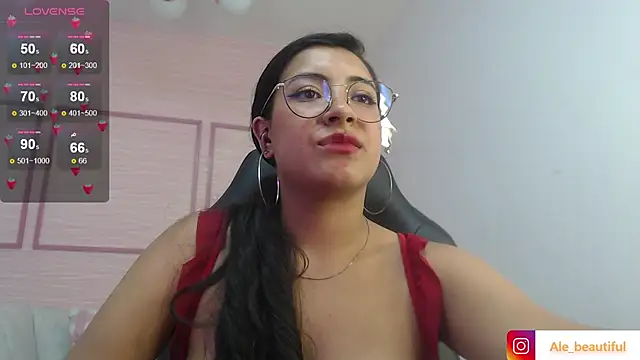 alexa_romero_t 现场XXX聊天