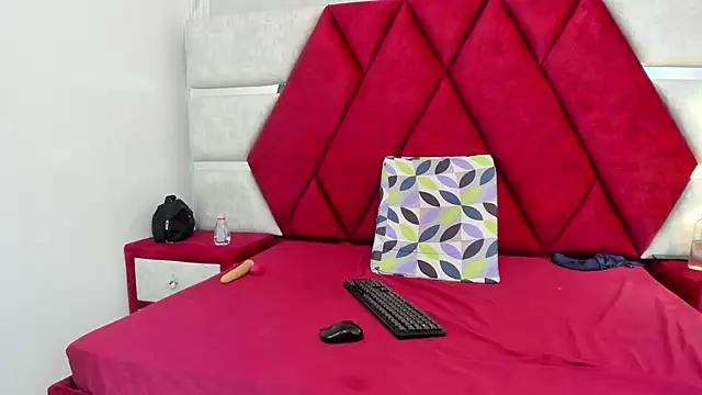 Kity_spiderr 现场XXX聊天