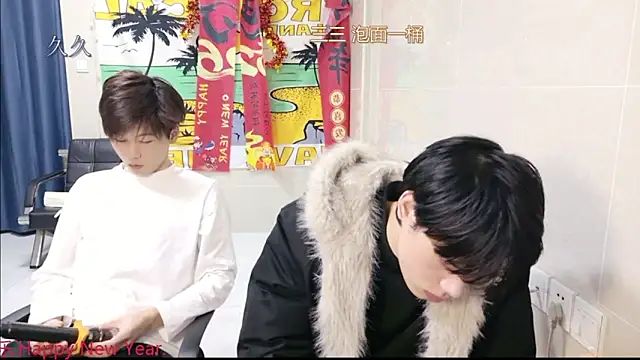 stripcha-798 网络视讯表演