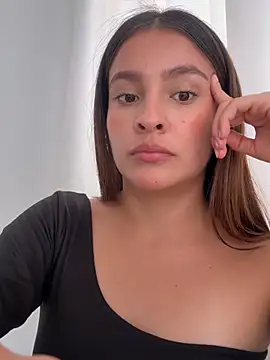 Chat +18 de Talia_Bonet ao vivo