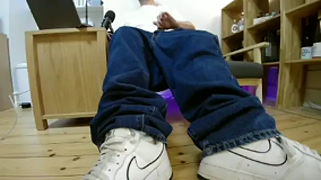 jonas_camboy Chat XXX in diretta