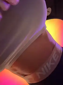 F3ckd0lllucy's Webcam Show