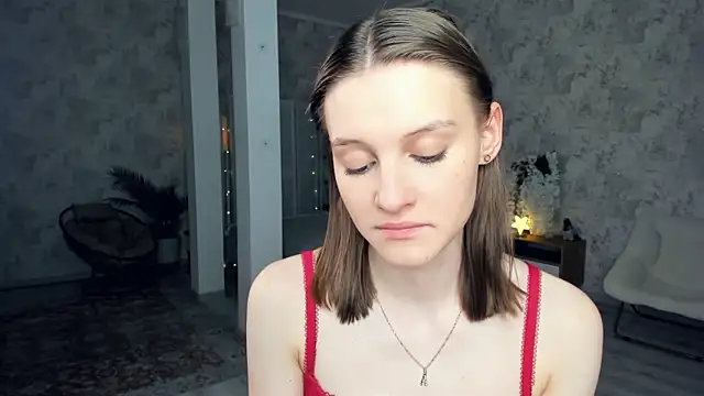 LianneBynon's Live XXX Chat