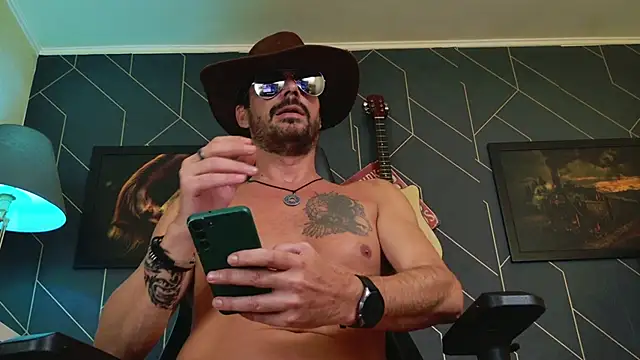 Вебкам-шоу ChrisKox