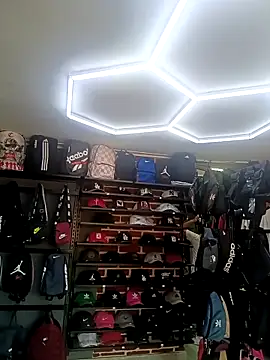 Sharomlove's Live XXX Chat