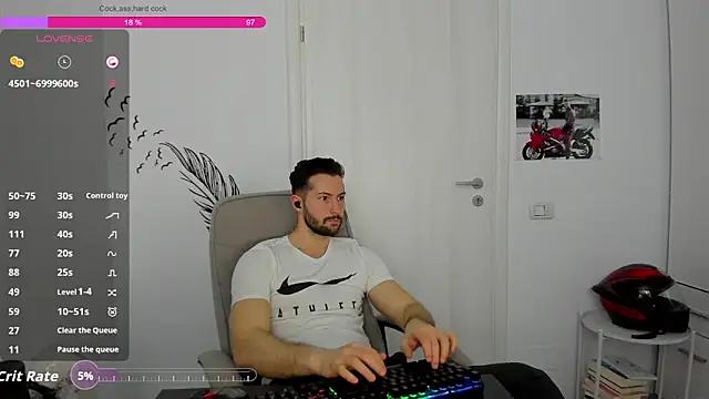 ZackFraser Adlı Modelin Canlı XXX Sohbeti