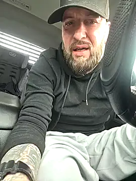 Beardedtattood Live XXX-chat