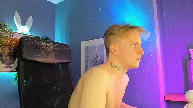 Chatroom XXX en direct de AlexxSweet