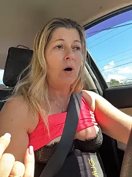 Chat XXX en directo de NikkiBlisss