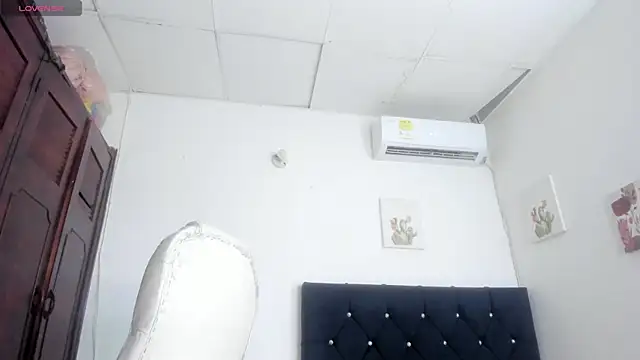 Czat XXX na żywo – barbie_ds