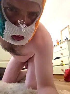 Nidge251 Show in webcam