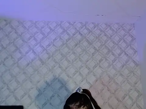 Emma-Wilson: онлайн-секс-чат