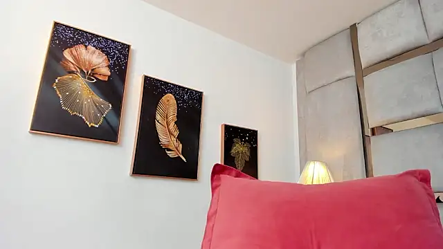 AmbarJensen: онлайн-секс-чат