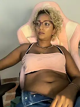 Amaliu_: онлайн-секс-чат