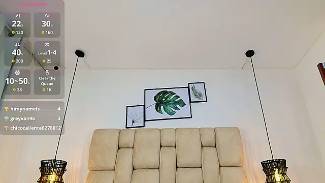 Cinthiabaker: онлайн-секс-чат