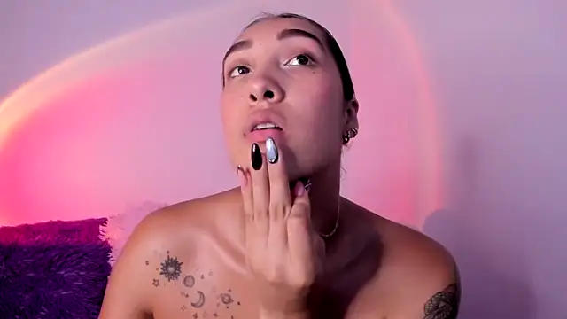 HeidyRousse Live XXX-chat