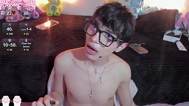 Strawberry_Kitty_: в ебкам-шоу