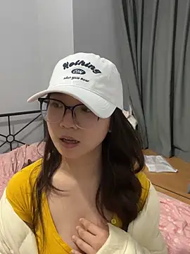 Hmm_0303: онлайн-секс-чат