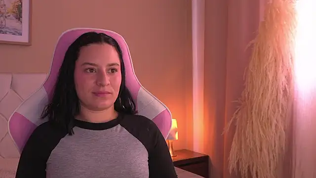 Dollhell: απευθείας συνομιλία ΧΧΧ