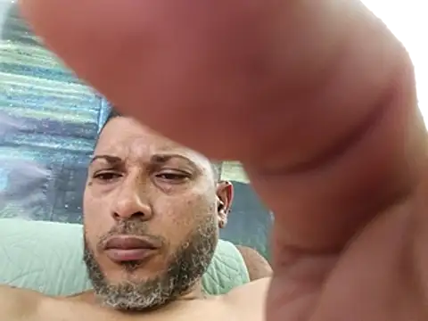 tropikboy's Live XXX Chat