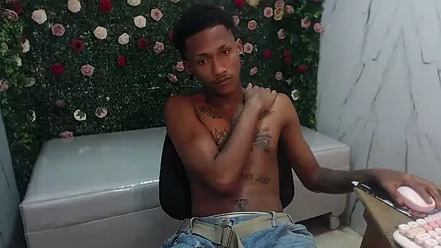 ManSant's Live XXX Chat