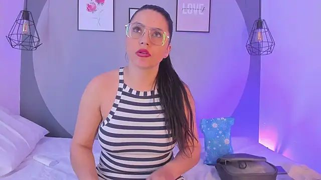 sarita_duque: онлайн-секс-чат