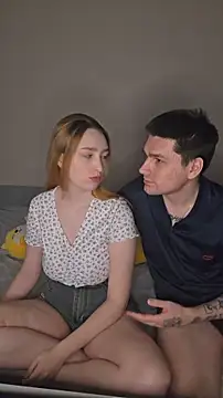 XXX chat uživo modela ToxyFoxyy