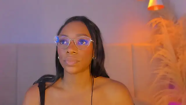 aprilebony_ Live XXX Chat