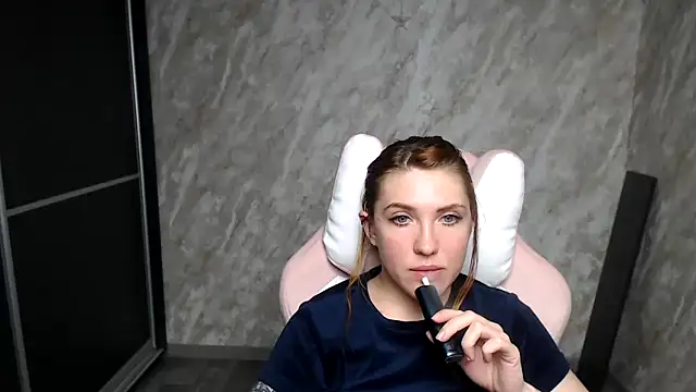 Reginasmilee 라이브 XXX 채팅