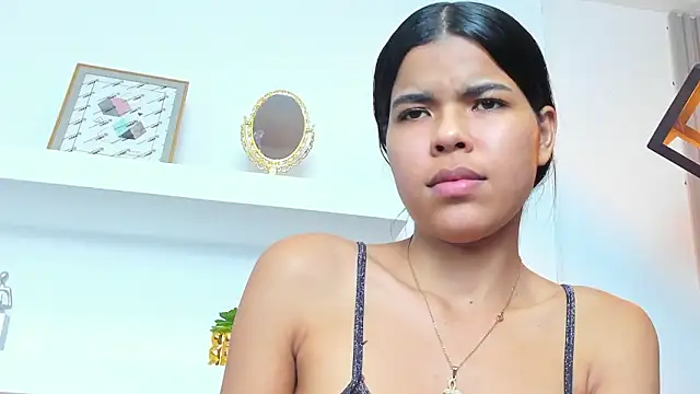 Chat XXX ao vivo de IsabellaMonet