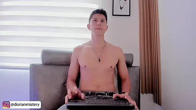 Chatroom XXX en direct de Dorianmistery2322_