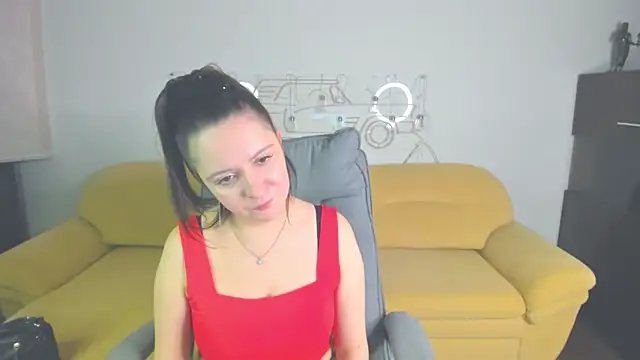 AngellLika Adlı Modelin Canlı XXX Sohbeti