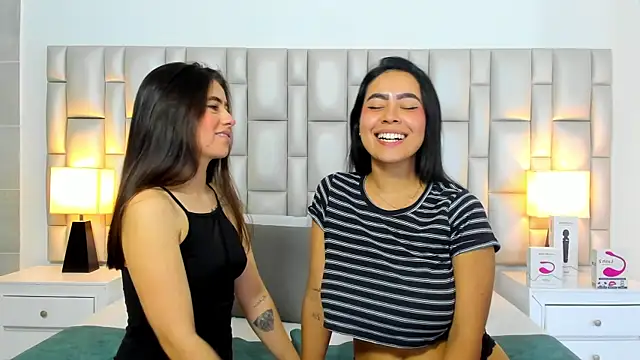 Chat XXX Live paola_katy_dicks