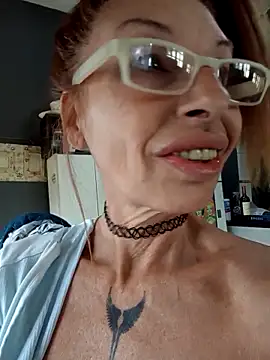 FrozenWaffle Live XXX-chat